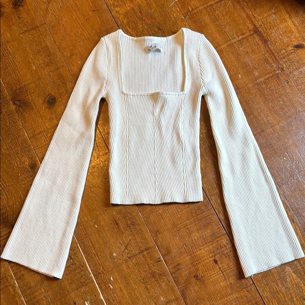 Hollister Cream Bell Sleeve Ribbed Blouse
